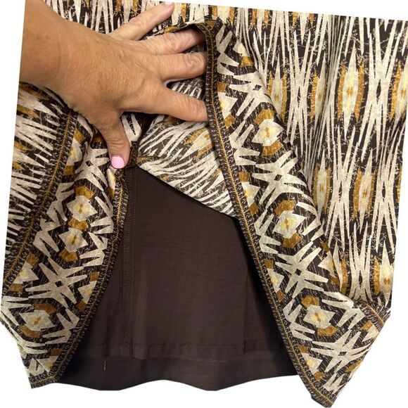 Chicos Women’s L Rockledge Brown Diamond Ikat Pull On Skirt - Picture 5 of 6